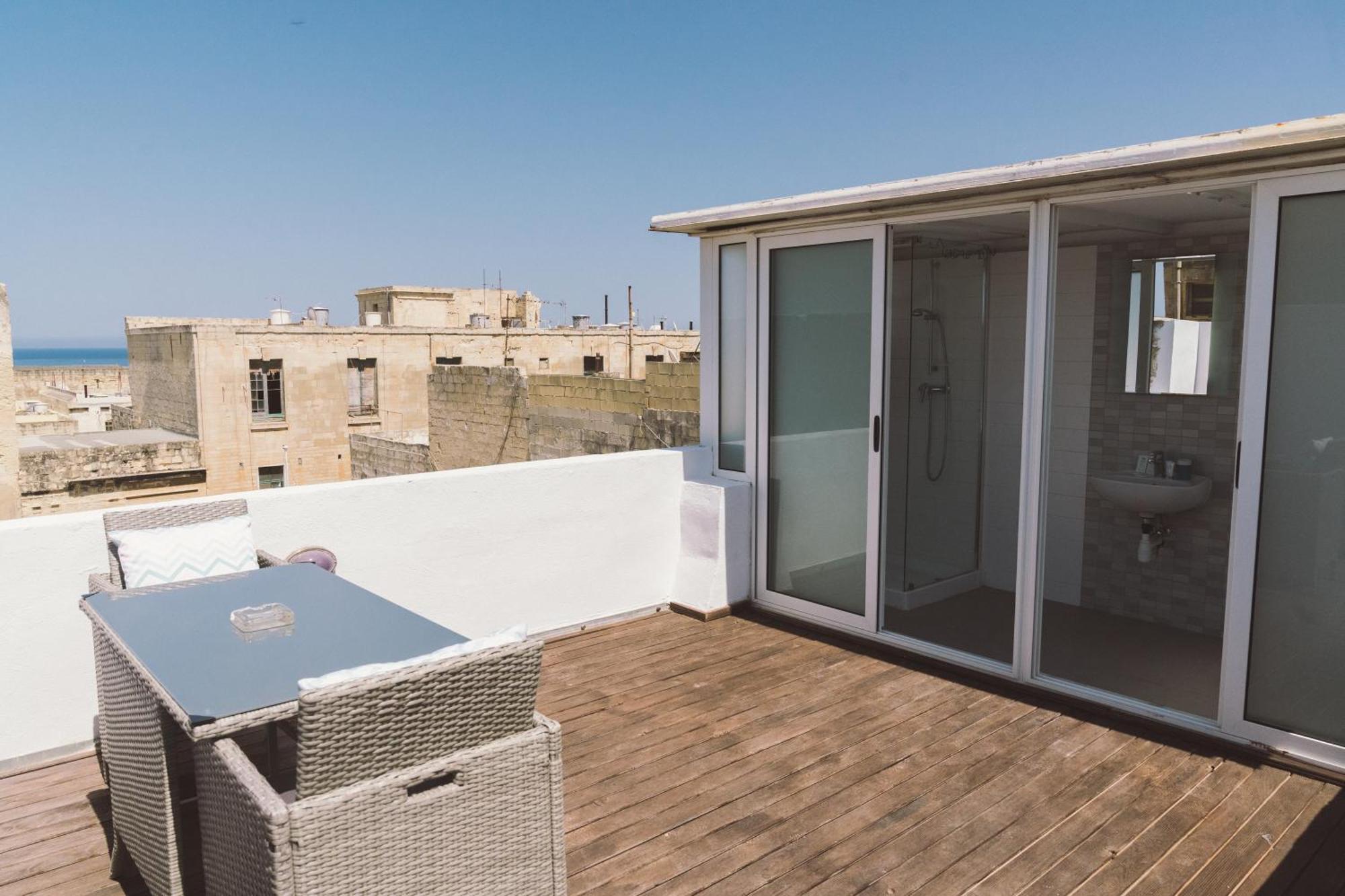 Vallettastay Skyline Sea View Studio Exterior photo