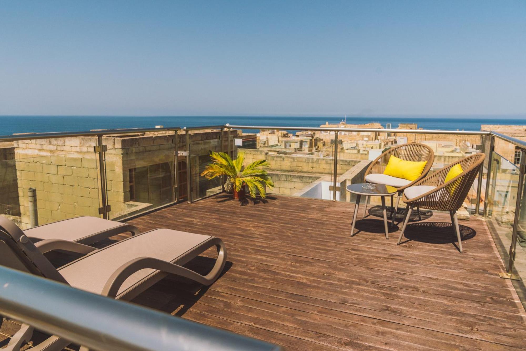 Vallettastay Skyline Sea View Studio Exterior photo